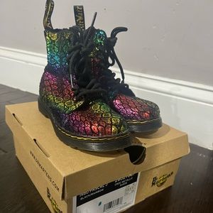 Dr martens kid 11c
